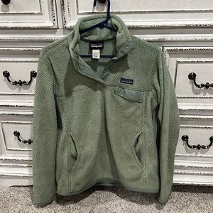 Gray Patagonia pullover